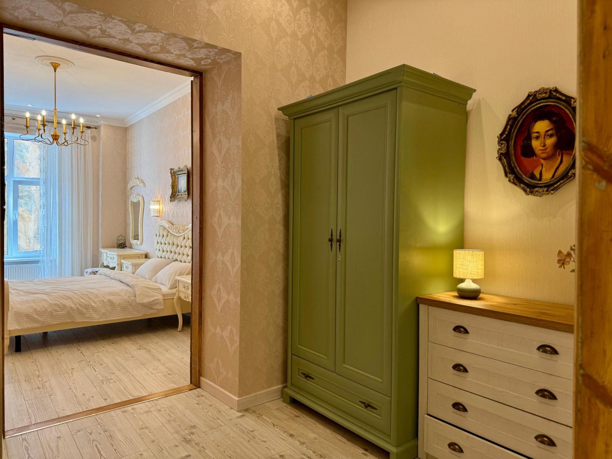 Elite Apart Near Svoboda Avenue Lviv Exterior photo